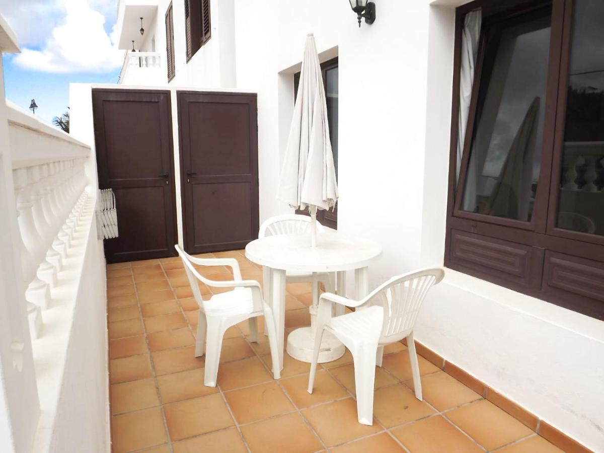 Apartamento Kira Apartment Punta Mujeres Exterior photo